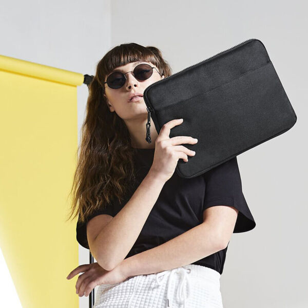 "Essential 13" laptop case" Thumbnail